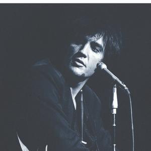 歌手Elvis Presley的图片
