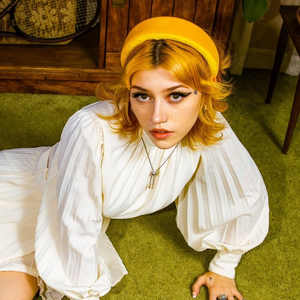 伴奏Siren (Karaoke Version)的封面