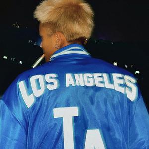 伴奏讴歌remix (精消带和声)的封面