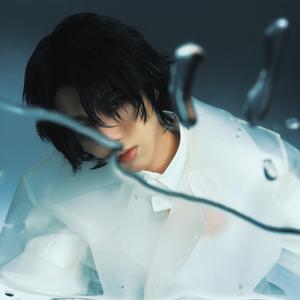 歌手华晨宇的图片