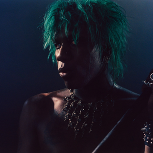 歌手Yves Tumor的图片