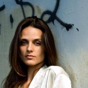 歌手Liz Rodrigues的图片