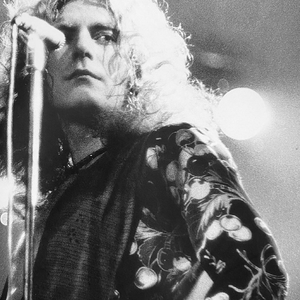 歌手Robert Plant的图片