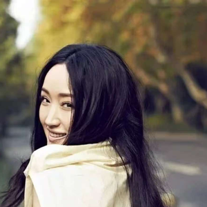 歌手杨钰莹的图片