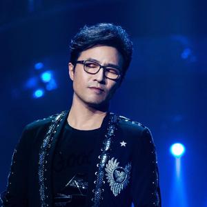 伴奏河流(2017演唱会)的封面