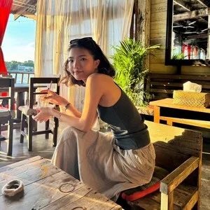 歌手鱼仔(余莹)的图片