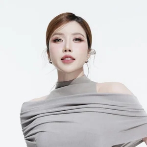 歌手Trang Pháp的图片