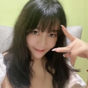 歌手戚悦的图片