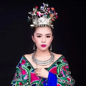 歌手杨一方的图片