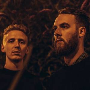 伴奏When Friday Comes (Instrumental)的封面