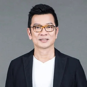歌手陈子鸿的图片