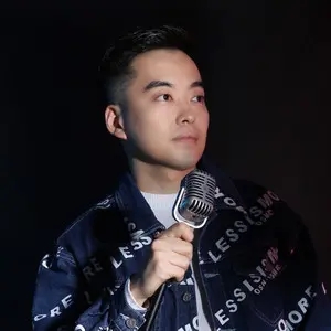 歌手周峰的图片