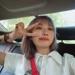 歌手曾大块儿的图片