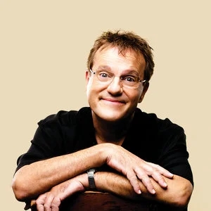 歌手Mark Lowry的图片