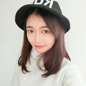 歌手凑诗的图片