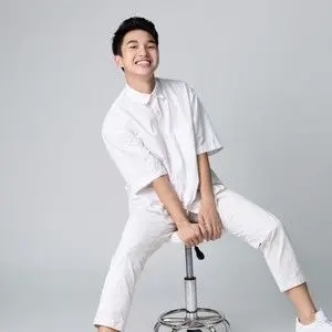 歌手赵家豪gary的图片
