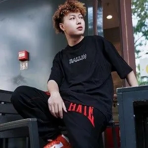 歌手Jady的图片