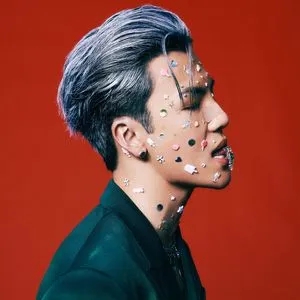歌手郑卓熙的图片