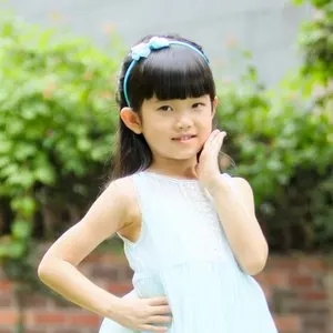 歌手李佳莹的图片