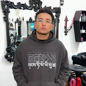 歌手DANNYK的图片