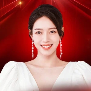 歌手云蔚的图片