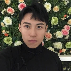 歌手熊猫五分裤的图片