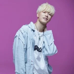 歌手张朋Jacob的图片