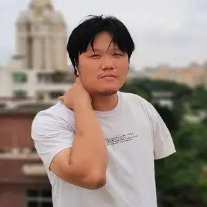 歌手小范的图片