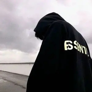 歌手陈梓逸的图片