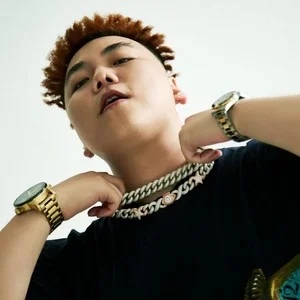 歌手GoldenBoomBoom的图片