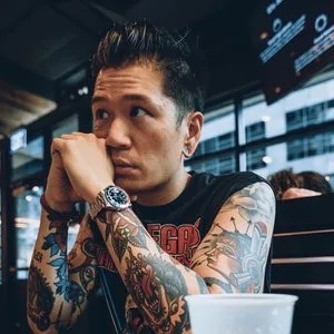 歌手Yultron的图片