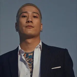 伴奏懒懒Love (一周的说唱歌手) (无人声纯伴奏)的封面