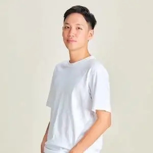 歌手陈奕均的图片
