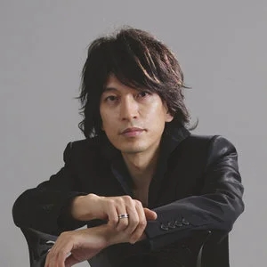 歌手小野正利的图片