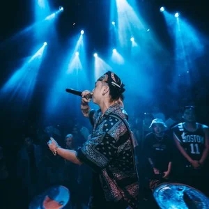 歌手Z20的图片