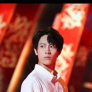 歌手柏宇豪的图片