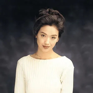 歌手吴倩莲的图片