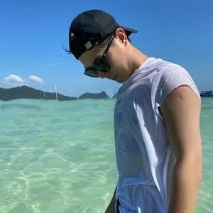 歌手王梓琪的图片