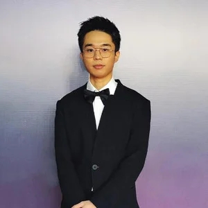 歌手殇小谨的图片
