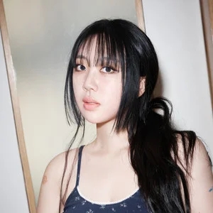 歌手李泳知 (이영지)的图片