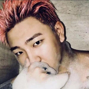 歌手李伯原Lucas的图片