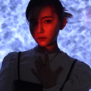 歌手JennyKim金子的图片
