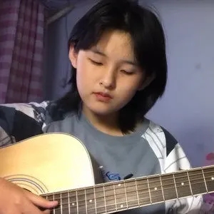 歌手林鹤清的图片