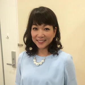 歌手岩崎良美 (いわさき よしみ)的图片