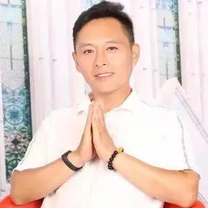 歌手月下思故人的图片