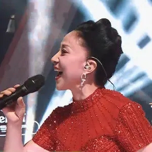 歌手徐倩的图片