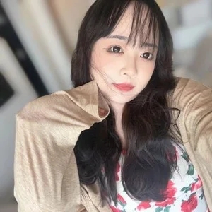 伴奏困住我青春的人（女版）的封面