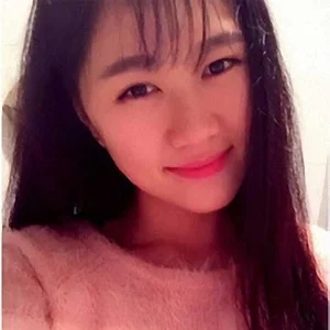 歌手邓倩的图片