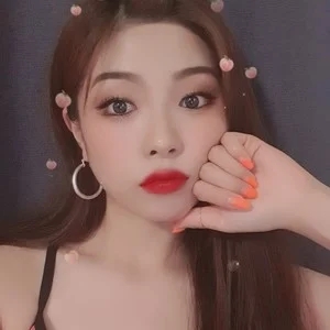 歌手邻家欧尼SUZI的图片