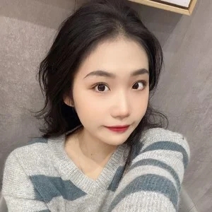 歌手朱心怡的图片